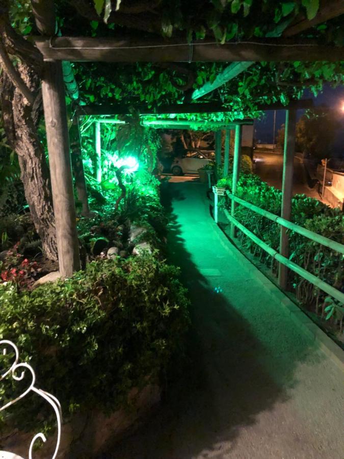 Guesthouse Coralba Казамиччола-Терме Экстерьер фото